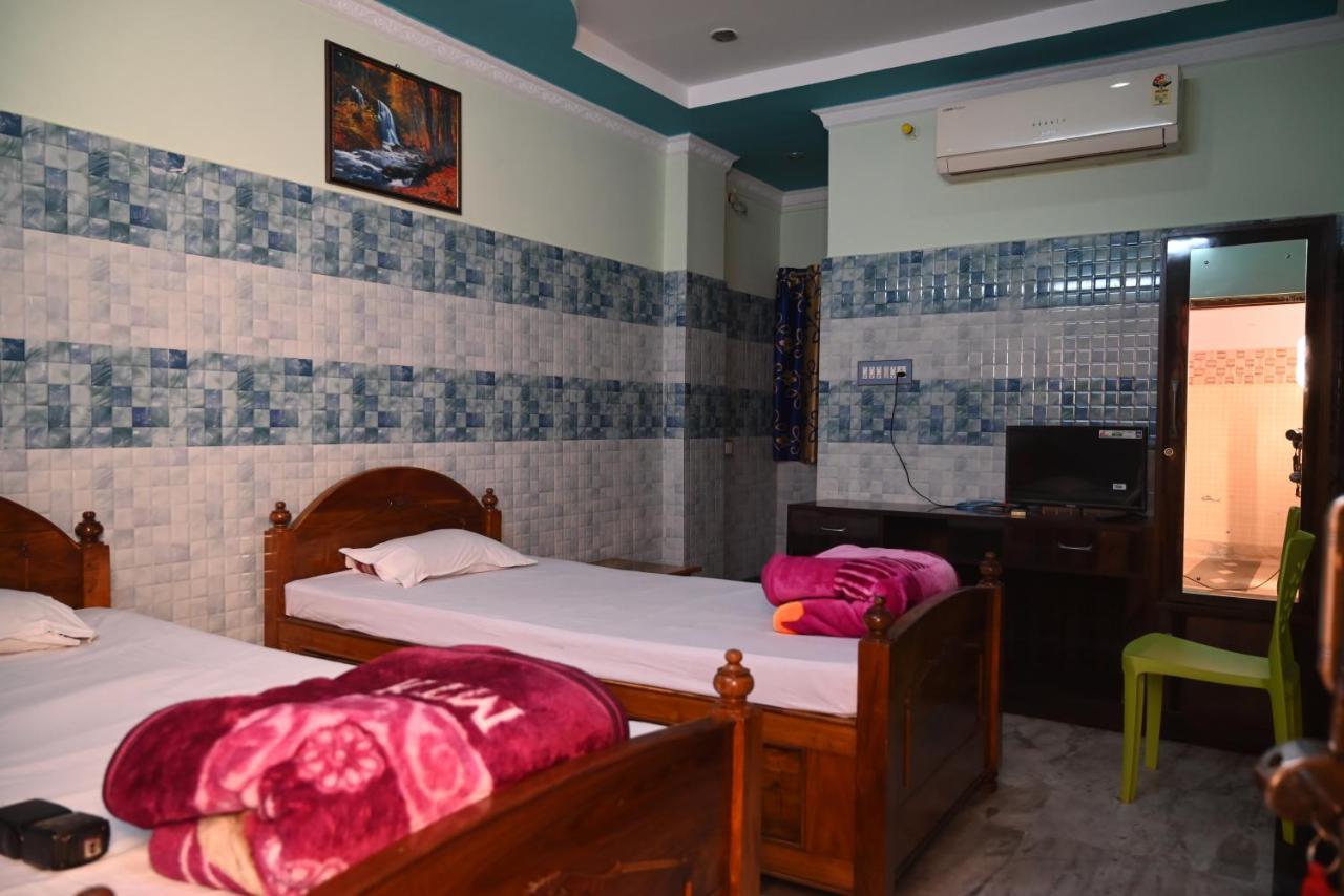 Hotel Rajmahal Bankura Экстерьер фото